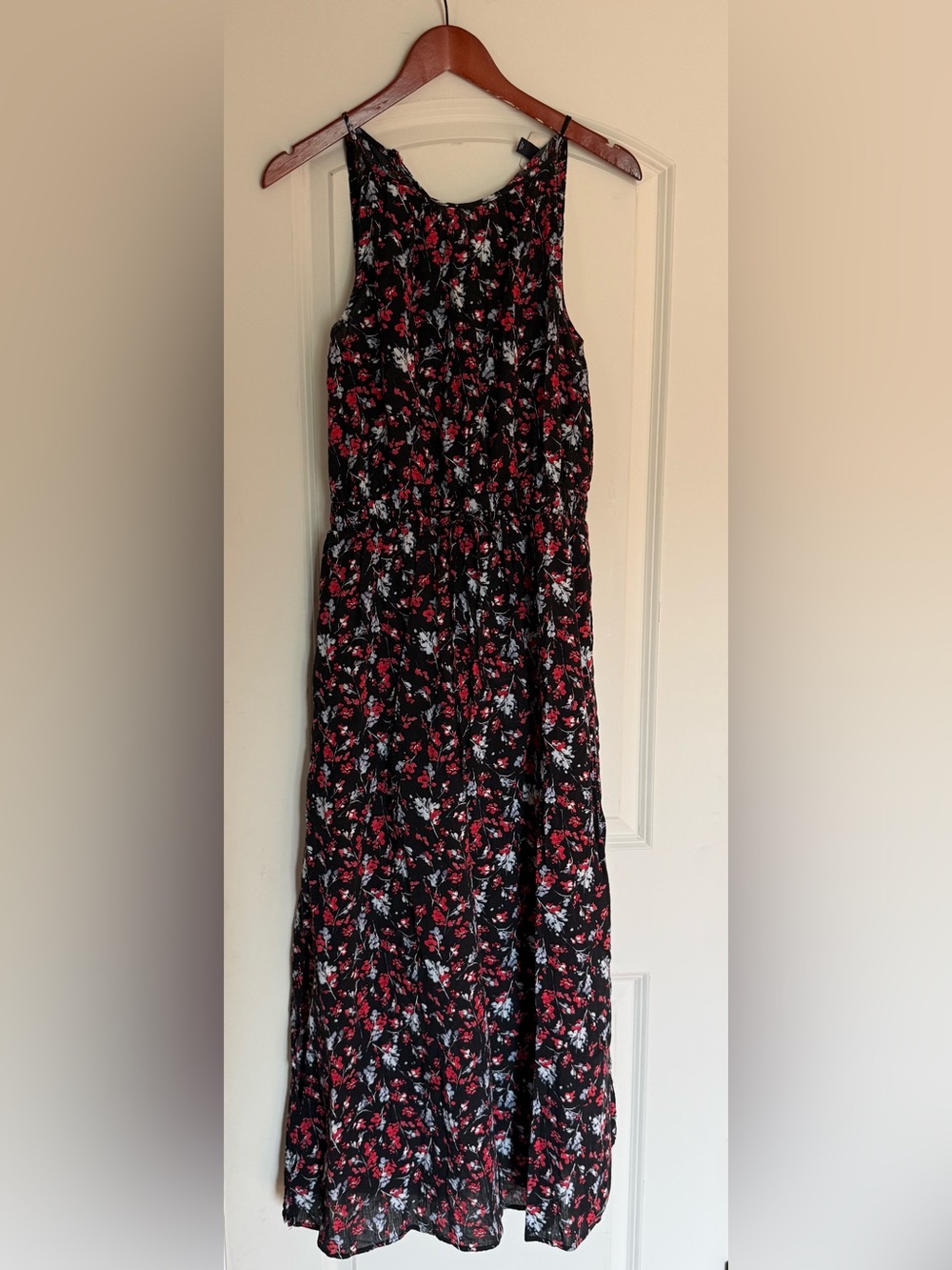 Universal Thread Black Maxi Dress with Red & White Floral Print